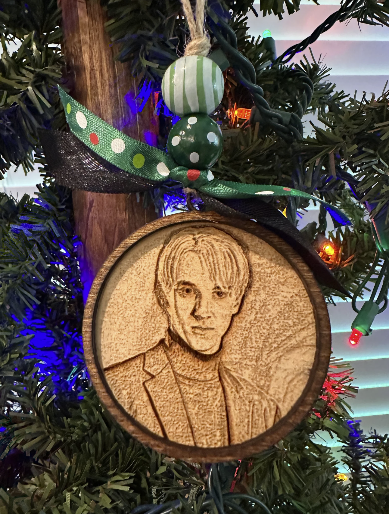 Ornament: DM Inspired Etch