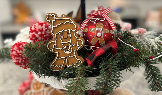Ornament: HG Wearing Time Turner Gingerbread